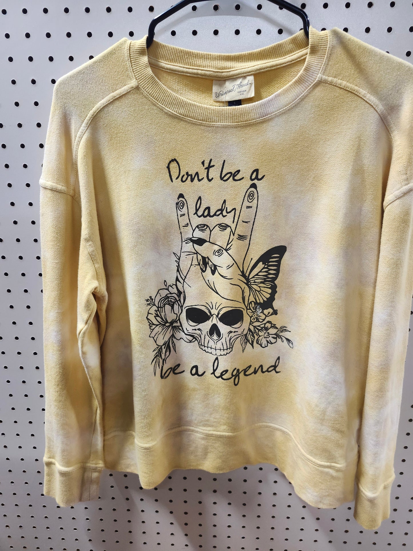 Dont Be A Lady Be a Legend size s