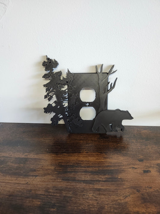 Bear Outlet Cover  4 pack