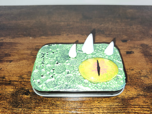 Green Dragon Eye Tin With Horns