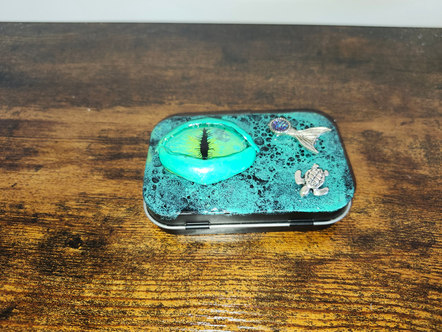 Dragon Eye Tin With Turtle And Mermaid